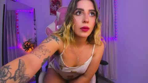 Snapshot of _cloe_1 chatting on 05-08-26, 03:12 Chloe online show from 05-08-26, 03:12