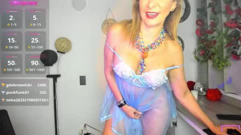 Snapshot of _cristal_ayala chatting on 03-10-25, 03:45 cristal ayala online show from 03-10-25, 03:45