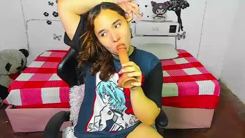 katerine online show from 04-14-26, 05:13