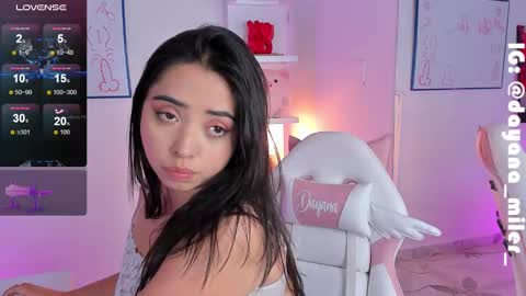 Snapshot of _dayana_miler chatting on 01-23-25, 05:02 IG Dayana miler online show from 01-23-25, 05:02
