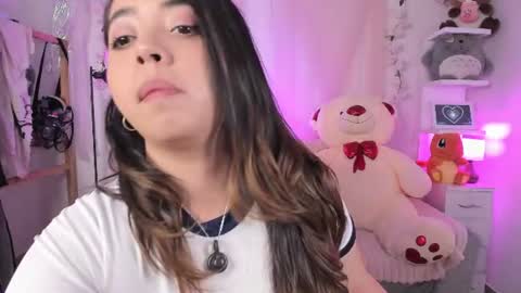 Snapshot of _dayana_miler chatting on 07-17-26, 04:01 IG Dayana miler online show from 07-17-26, 04:01