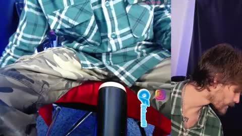 delacruz online show from 11-17-25, 04:13