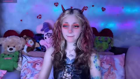 Snapshot of _devilbaby chatting on 05-05-26, 07:33 Kate online show from 05-05-26, 07:33