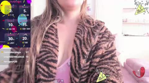 Snapshot of _devora_sloppy_77 chatting on 05-25-26, 05:41 Devora online show from 05-25-26, 05:41