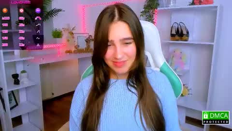 Lizzy  online show from 11-28-25, 11:18