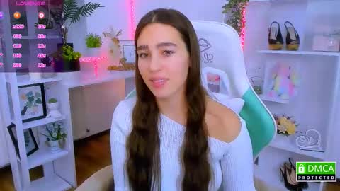 Lizzy  online show from 12-17-25, 09:43