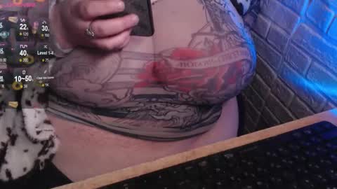 LIsa online show from 11-24-25, 02:06