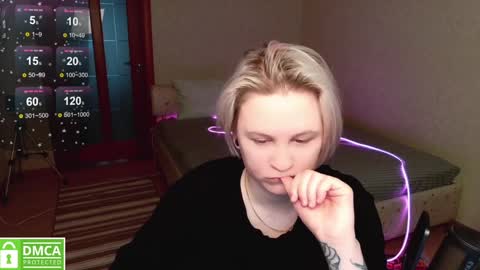 Snapshot of _elven_dreams__ chatting on 01-06-25, 07:24 chloue and Gretta online show from 01-06-25, 07:24