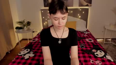 _emily__strike_ online show from 04-26-26, 01:25