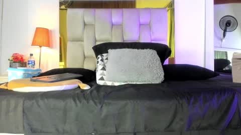 Isabella online show from 12-26-24, 12:05