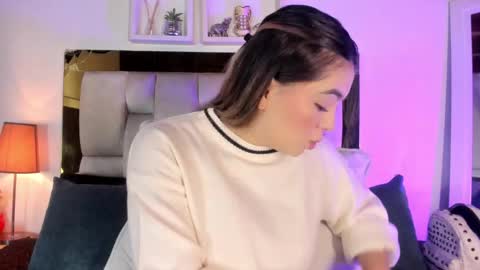 Isabella online show from 02-06-26, 12:08