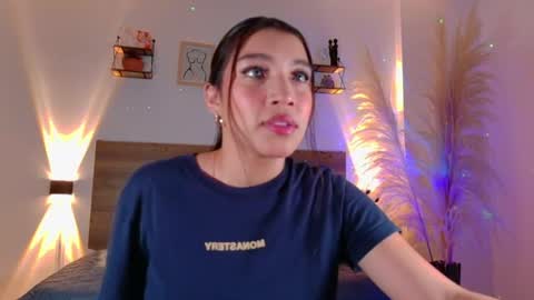 _emmacherry online show from 06-18-26, 12:20