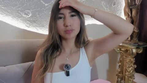 Snapshot of _emmawalka chatting on 11-02-25, 08:00 _emmawalka online show from 11-02-25, 08:00