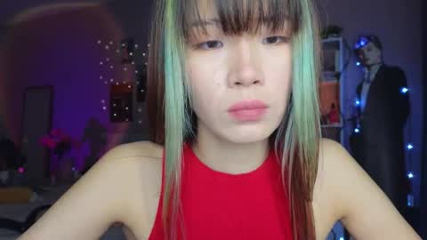 EveEva online show from 11-11-25, 02:33