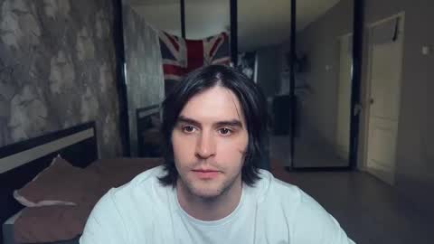 Keanu online show from 10-27-25, 01:15