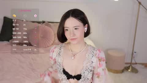 Essie  online show from 03-06-25, 01:24