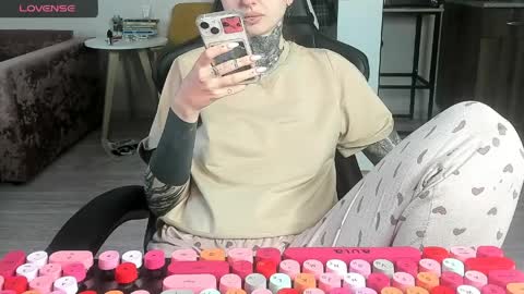 Alis online show from 03-30-26, 08:15