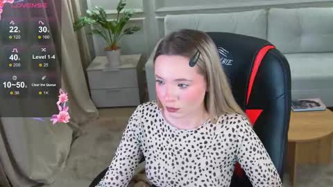 Florence online show from 12-02-24, 06:09