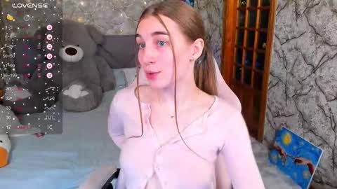 Kate online show from 12-19-25, 02:02