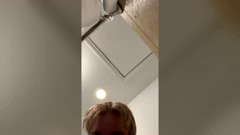 _frosty_69 online show from 06-30-26, 04:19