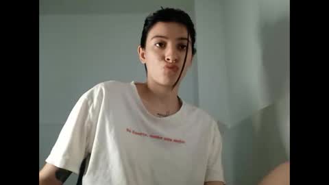 Snapshot of _genesid_dixton chatting on 02-16-25, 08:00 Mia-foster online show from 02-16-25, 08:00