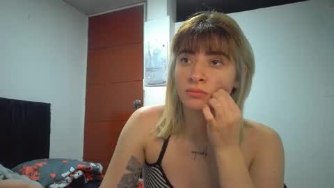 Mia-foster online show from 04-04-26, 02:32