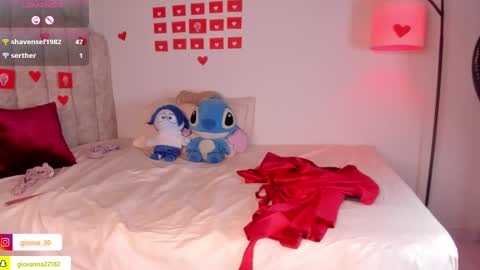 Snapshot of _giovaa_ chatting on 02-16-25, 01:36 G I O V A online show from 02-16-25, 01:36