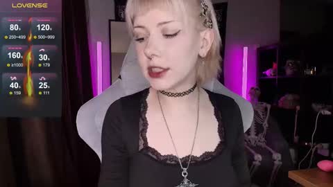 Tori online show from 02-09-26, 02:26