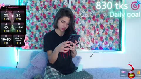 Snapshot of _gwen__ chatting on 01-22-25, 05:16 Gwen online show from 01-22-25, 05:16