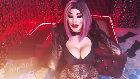 Snapshot of _hailyourqueenx chatting on 12-04-24, 12:41 GoDDess  Chloe online show from 12-04-24, 12:41