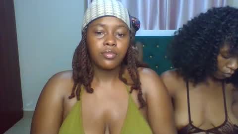 _honey_bloom online show from 02-15-26, 08:02