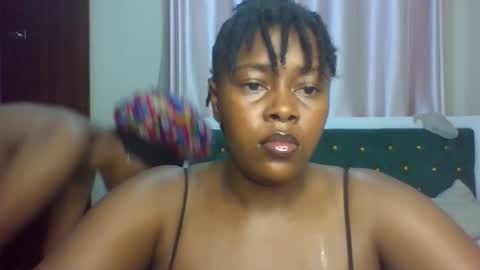 _honey_bloom online show from 02-22-26, 08:02