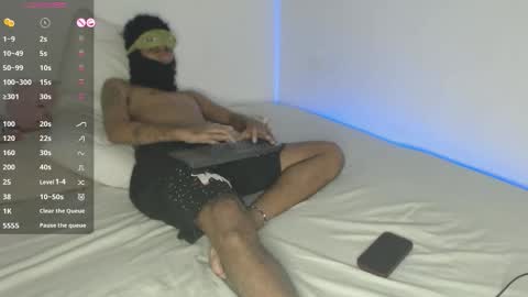 KEYLA Y SAMUEL online show from 01-11-26, 01:54