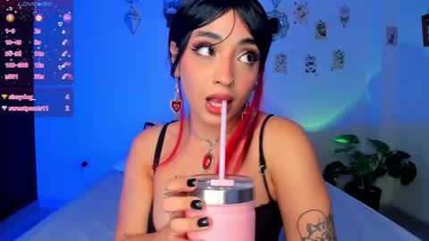 Snapshot of _hotpink chatting on 02-27-25, 11:59 Jenn online show from 02-27-25, 11:59