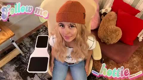 _hottie__ online show from 05-30-26, 11:13
