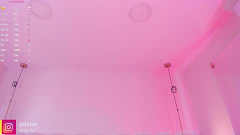 Snapshot of _huge_boobs_ebony chatting on 11-10-25, 07:46 Darlis online show from 11-10-25, 07:46