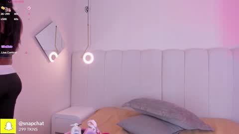 Snapshot of _huge_boobs_ebony chatting on 11-24-25, 07:57 Darlis online show from 11-24-25, 07:57