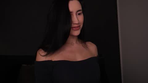 Snapshot of _iammary chatting on 11-09-25, 06:50 Mary online show from 11-09-25, 06:50