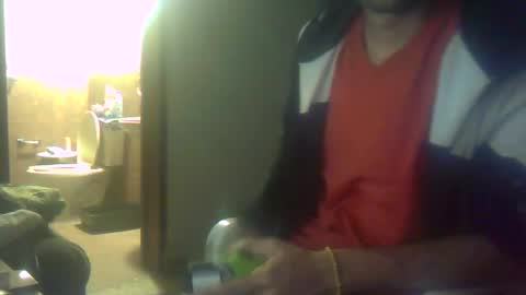 _iluvatar_ online show from 02-20-25, 10:37