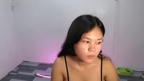 Snapshot of _ishi chatting on 02-13-25, 03:46 Ishi online show from 02-13-25, 03:46