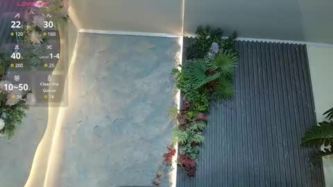 Annie online show from 11-22-25, 07:02