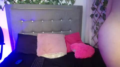 Snapshot of _ivone_golosa chatting on 06-26-26, 01:21 Ivone online show from 06-26-26, 01:21