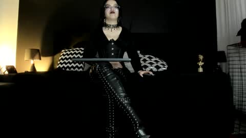 Snapshot of _jade_16 chatting on 01-18-25, 05:48 Miss Jade online show from 01-18-25, 05:48