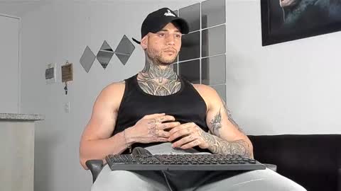 Snapshot of _jamesleandros chatting on 02-22-25, 03:34 jeison online show from 02-22-25, 03:34