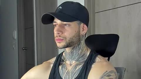 Snapshot of _jamesleandros chatting on 09-11-25, 02:11 jeison online show from 09-11-25, 02:11