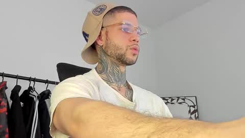 jeison online show from 11-09-25, 04:16