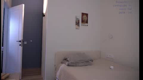 Snapshot of _jikey_ chatting on 07-08-26, 02:43 Jaki online show from 07-08-26, 02:43