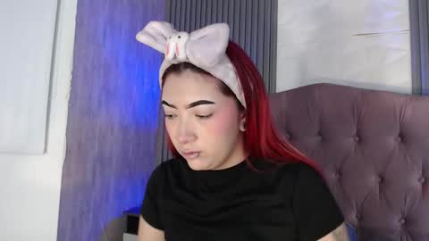 Mia online show from 01-07-26, 01:46