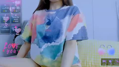 Snapshot of _joly_ chatting on 06-28-26, 02:17 Joly online show from 06-28-26, 02:17