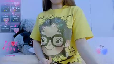 Snapshot of _joly_ chatting on 07-26-26, 02:20 Joly online show from 07-26-26, 02:20